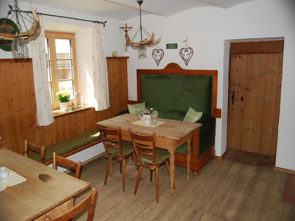 Landhof Angstl - Gaestezimmer Und Tagungsraum Hoslwang ภายนอก รูปภาพ